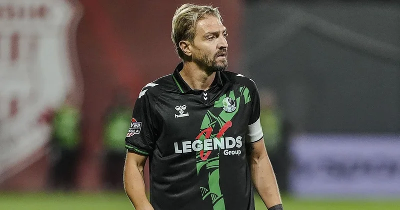 Caner Erkin affını istedi