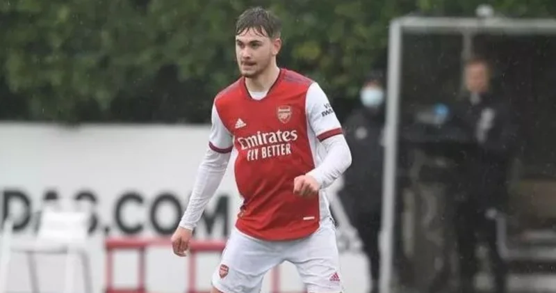 Cumartesi günü sakatlanmıştı! Arsenal in eski forveti Billy Vigar yaşamını yitirdi