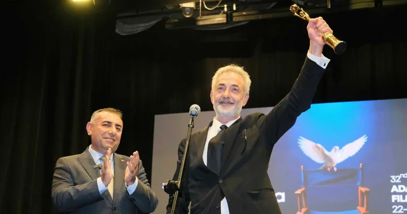 Mehmet Aslantuğ: Ödülümü Zeydan Başkan adına alıyorum!