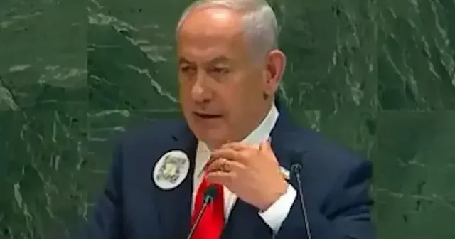 Katil Netanyahu nun BM kürsüsündeki şakasına kimse gülmedi VİDEO İZLE