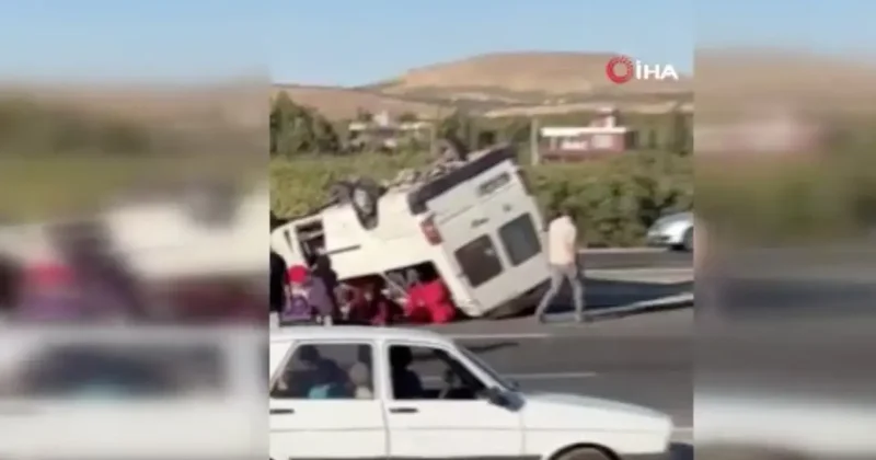 Şanlıurfa da tarım işçilerini taşıyan minibüs devrildi: 20 yaralı