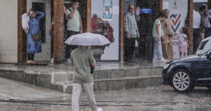 Meteoroloji tarih verdi: 44 ilde 2 gün sağanak var!