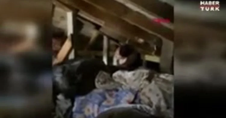 9 yıl hapis cezasıyla aranan firari tavan arasında yakalandı