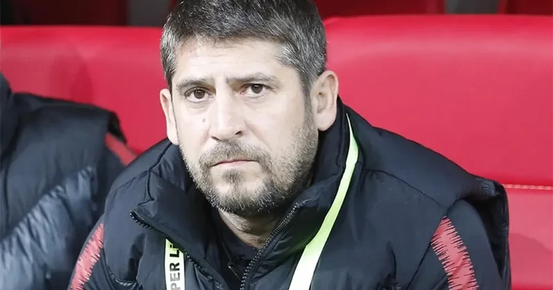 Galatasaray da ayrılığı içeriden duyurdu: Gitmeyi düşünüyor