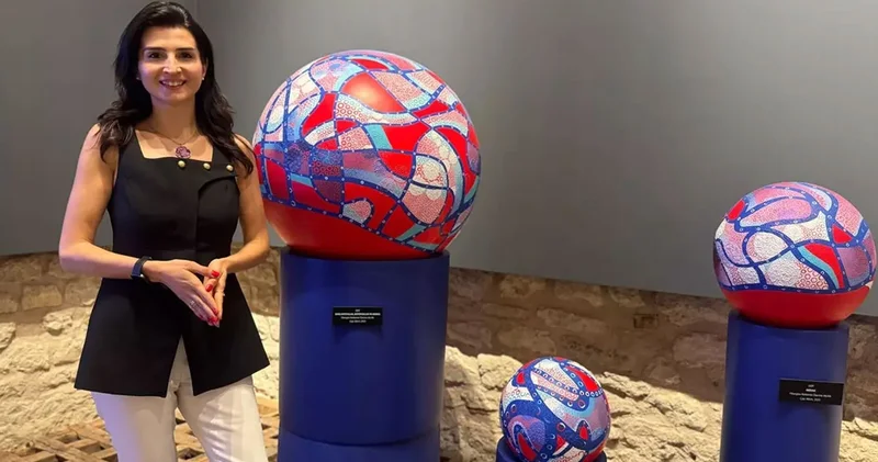 Ressam Seval Özcan dan ‘Şaşırt Beni İstanbul’ sergisi