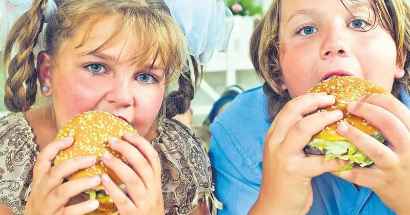 Az çiğneyen çocuklar obez oluyor