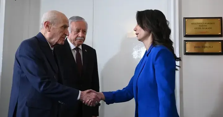 Son dakika... MHP lideri Bahçeli, DEM Parti heyetiyle görüştü Görüşmeye ilişkin ilk açıklama