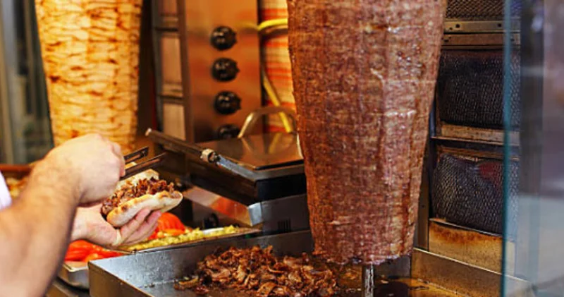 3 ilde 2 döner zincirine FETÖ operasyonu: 23 gözaltı SON DAKİKA HABERİ