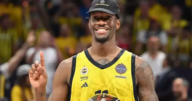 Nigel Hayes Davis: Zorlukların üstesinden gelmeyi başardık Fanatik Spor Haberleri Video