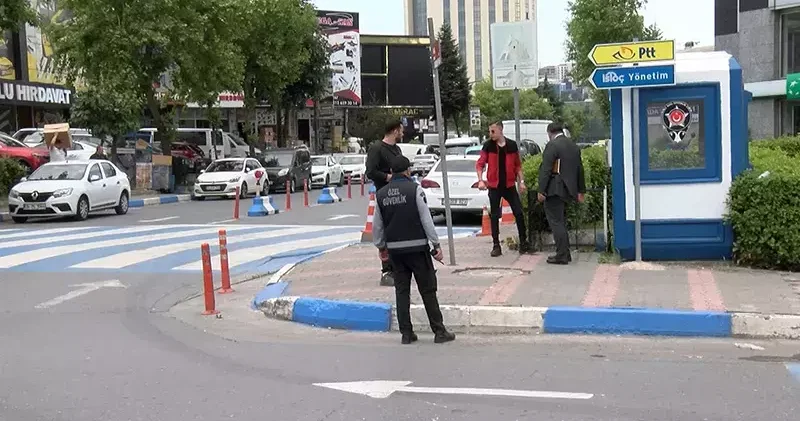 Bağcılar’da iş insanını takip edip 4 milyon lirasını gasbettiler