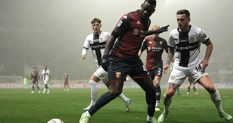 Balotelli: Messi ve Cristiano Ronaldo yu kıskanmıyorum