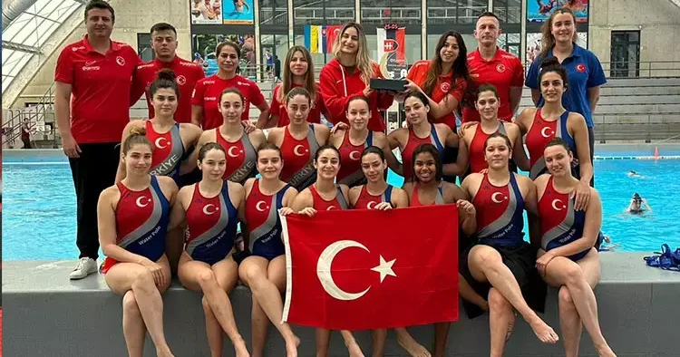 Kadın Sutopu Milli Takımı, Slovakya da şampiyon oldu