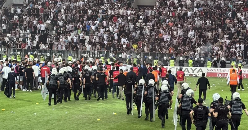 Yarıda kalan maçta yapılan anons gündem oldu
