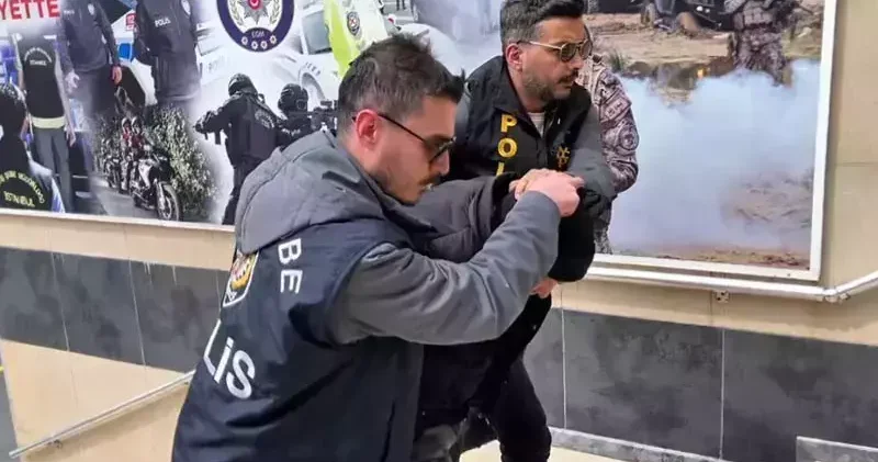 Minguzzi nin mezarını tahrip eden sanığa 2 yıl 6 ay hapis cezası