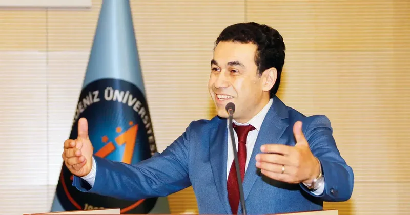 Üniversiteyi de devleti de öğrencileri de kandırdı... Profesör intihal