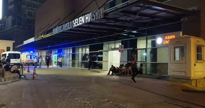 Denizde boğulma tehlikesi geçiren üniversiteli genç hastanede hayatını kaybetti