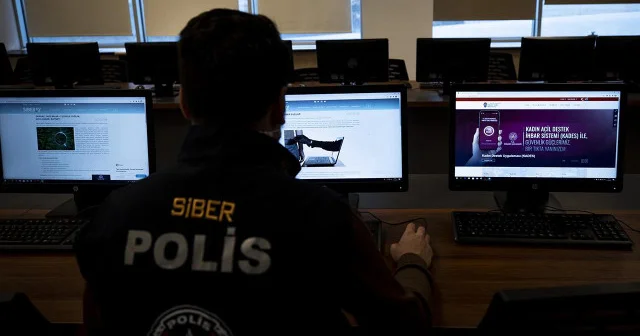 Kişisel verileri ele geçirerek dolandırıcılık yapan 9 kişi tutuklandı Türkiye Haberleri