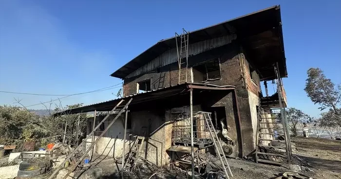 Alevlerin sardığı 400 hanelik mahalle cansiparane çalışmayla kurtuldu