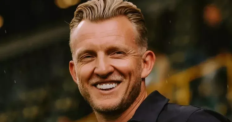 Dirk Kuyt yeni takımına resmi imzayı attı!