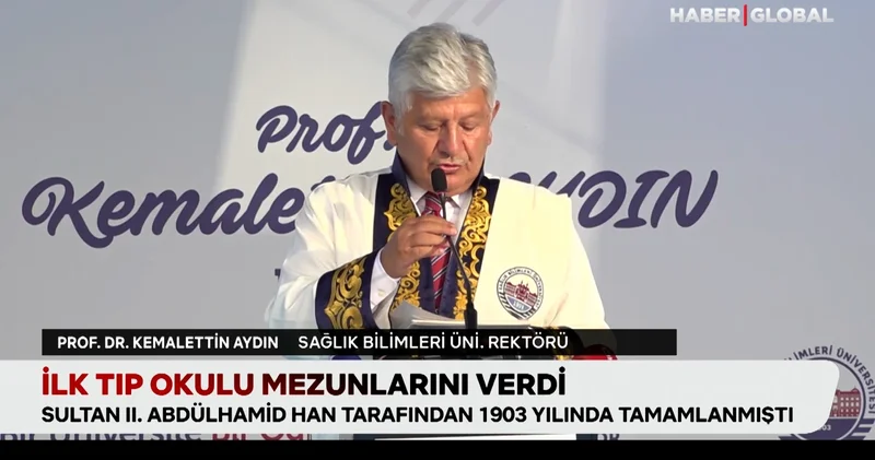 İlk tıp okulu mezunlarını verdi
