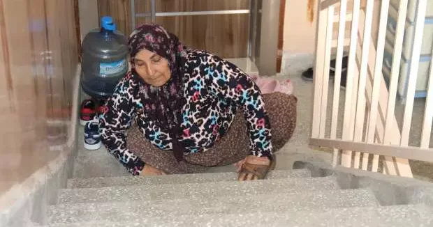 Eskişehir haberleri İmtihanı vicdanları sorgulattı: Her işini 63 yıldır sürünerek yapıyor 27 Haziran 2025