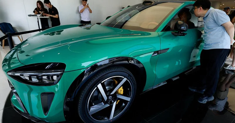 Çinli teknoloji şirketi Xiaomi, yeni elektrikli SUV aracını tanıttı