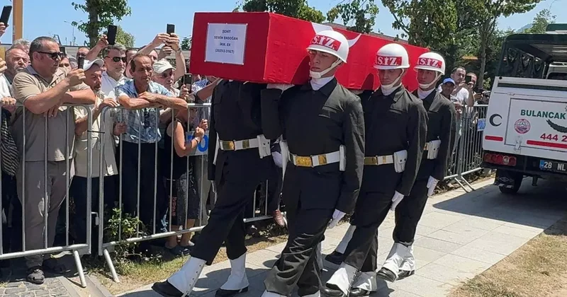 Şehit iki askerimiz memleketlerinde son yolculuklarına uğurlandı