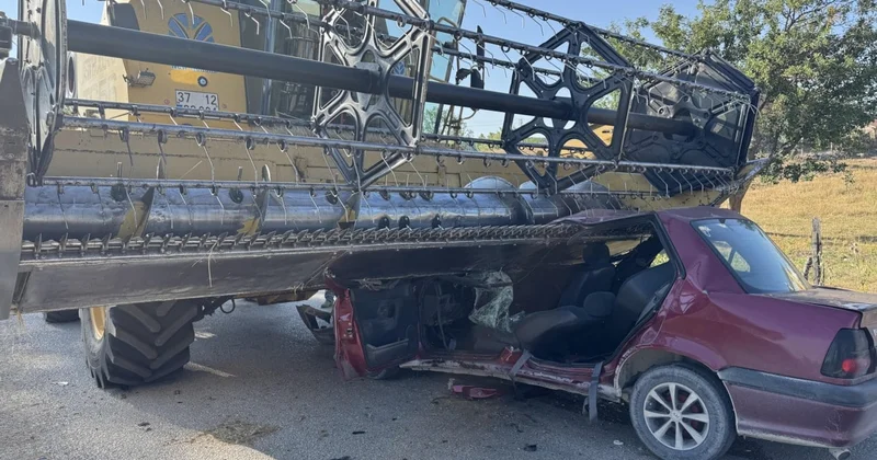 Feci kaza! Biçerdöverle çarpışan otomobilin sürücüsü öldü Sözcü Gazetesi