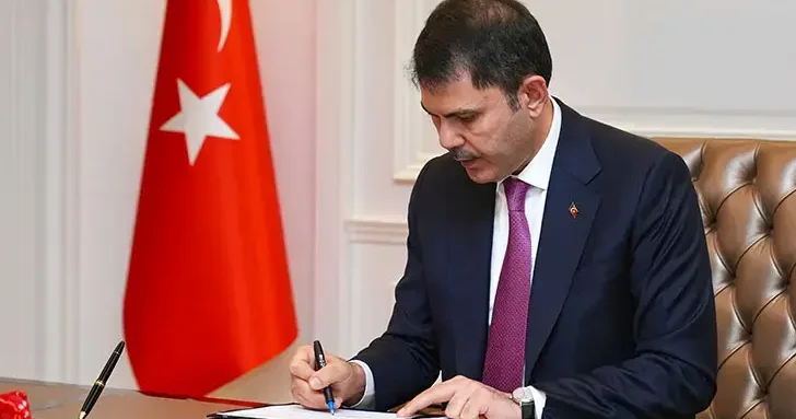 Yangın bölgelerindeki 104 bağımsız birimin ağır hasarlı veya yıkık olduğu belirlendi