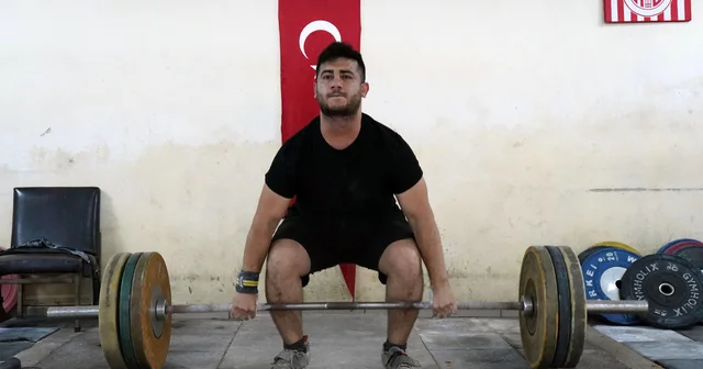 Okul salonundan Türkiye şampiyonluğuna Antalya Haberleri