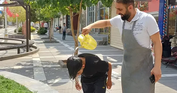 Tüm zamanların sıcaklık rekoru bu ilçemizde kırıldı! Yok böyle bir hava