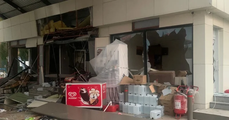 Van da petrol istasyonunda patlama: 1 yaralı