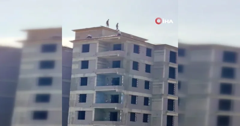 Çatıda tehlikeli çalışma