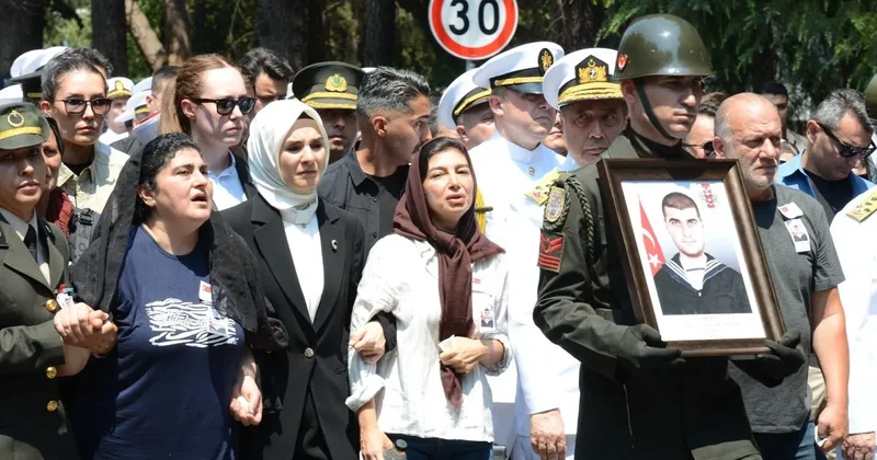 Hatay şehidine acı veda