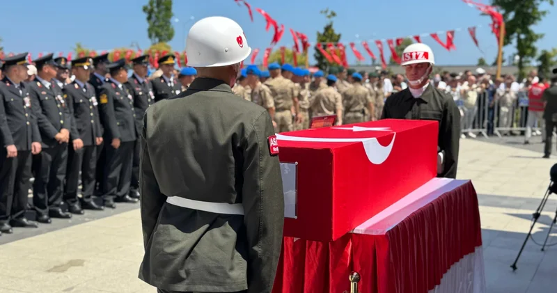 Şehit Semih Erdoğan, Giresun da son yolcuğuna uğurlandı