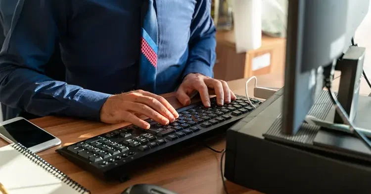 Almanya’da “daha çok ve daha uzun çalışma” tartışması