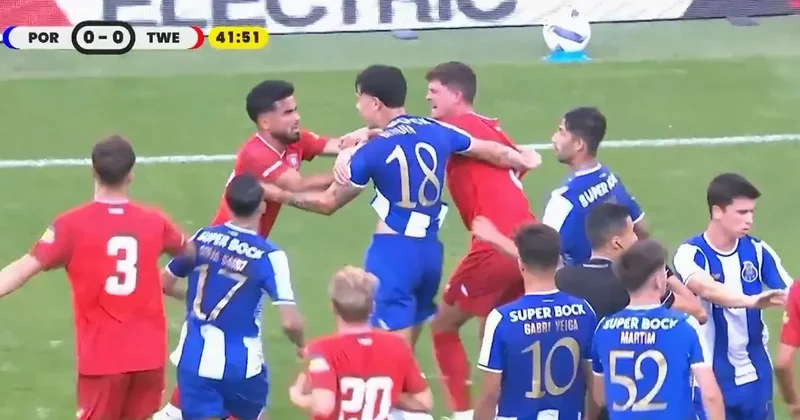 Naci Ünüvar ve Veiga birbirine girdi! İşte o anlar...