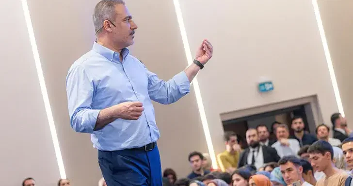 Bakan Fidan, TercihFest te gençlerle bir araya geldi