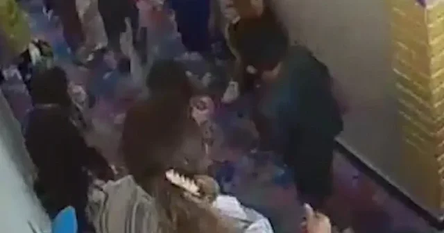 Anaokulu öğrencilerinin işgalcilerin saldırısıyla yaşadıkları panik kamerada VİDEO İZLE