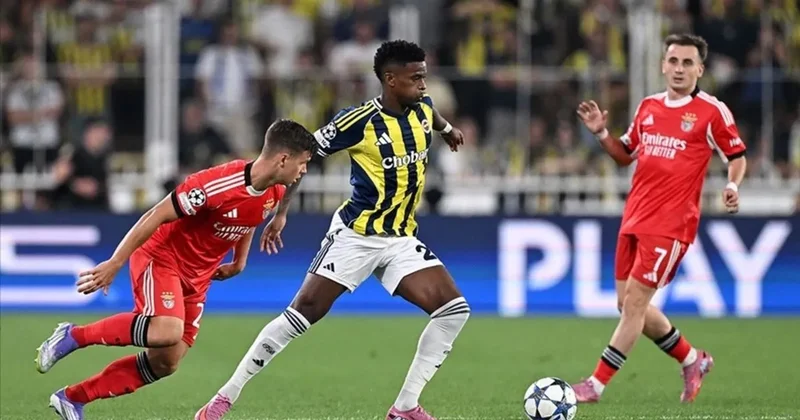 BENFICA FENERBAHÇE CANLI Fenerbahçe, Şampiyonlar Ligi için sahada! Mourinho nun 11 i belli oldu...