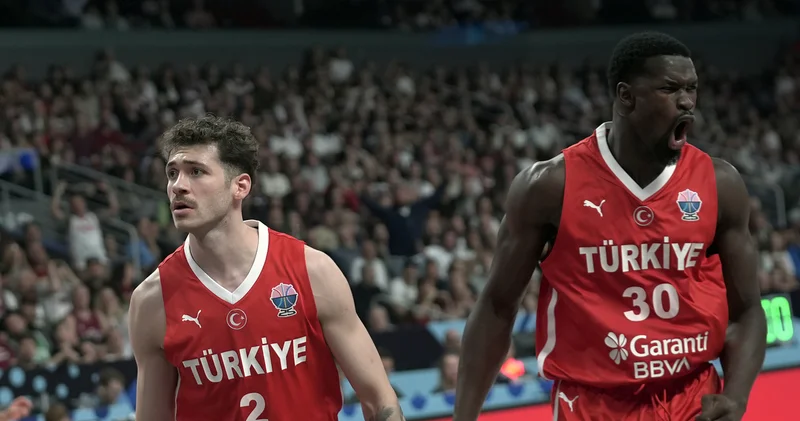 12 Dev Adam, Letonya yı farklı devirdi! Basketbol Haberleri