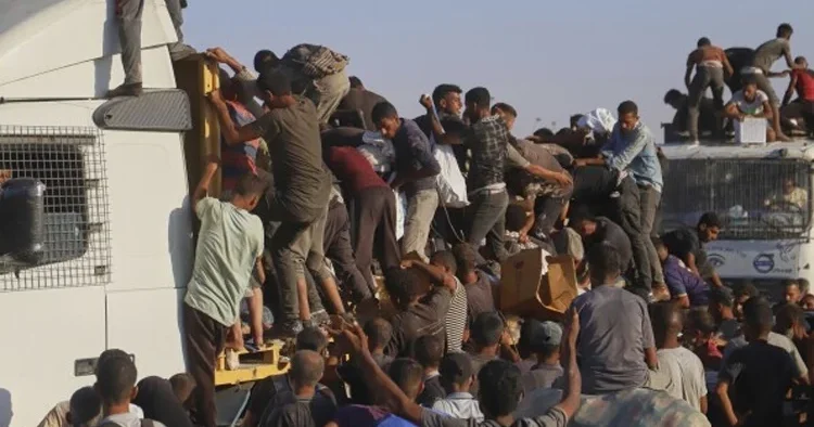 İsrail sabah saatlerinde 7 Filistinliyi öldürdü: Açlıktan ölenlerin sayısı 313 e çıktı
