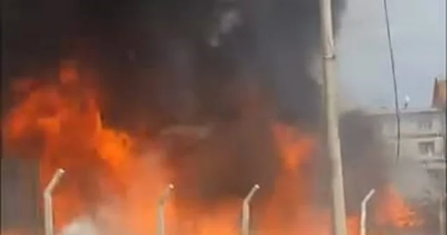 Bursa daki yangında atık malzemeler alev alev yandı Bursa Haberleri