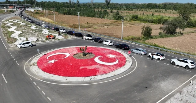 Gurbetçiler sevinçle geldikleri Türkiye den hüzünle ayrılıyor Edirne Haberleri