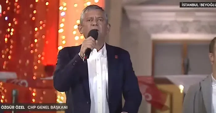 CHP Genel Başkanı Özgür Özel, Beyoğlu ndan konuştu: Sandık gelene kadar mitingler devam edecek