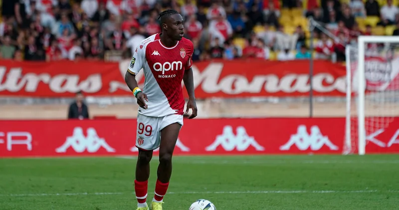 Wilfried Singo transferinde mutlu son: İstanbul a geliyor Futbol Haberleri