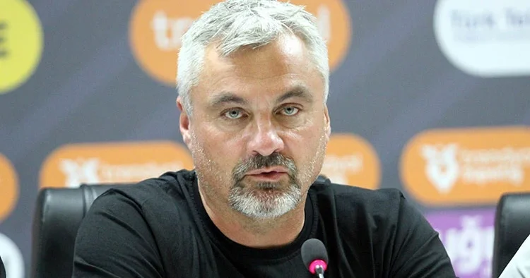 Samsunspor Teknik Direktörü Thomas Reis ten açıklama! Muja aramızdan ayrıldı