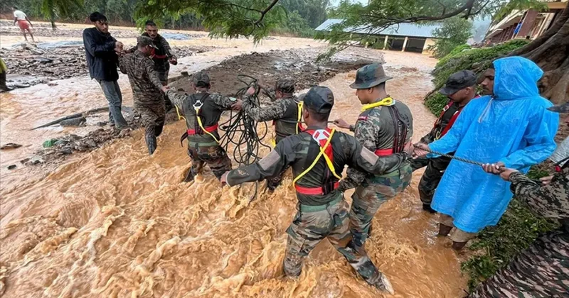 Hindistan da toprak kayması: en az 30 ölü