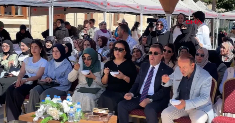 Gastronomi etkinliğinde Bayburt un lezzetleri için tanıtım