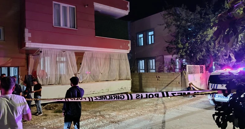12 yaşındaki çocuk, annesini darbeden babasını bıçaklayarak ağır yaraladı